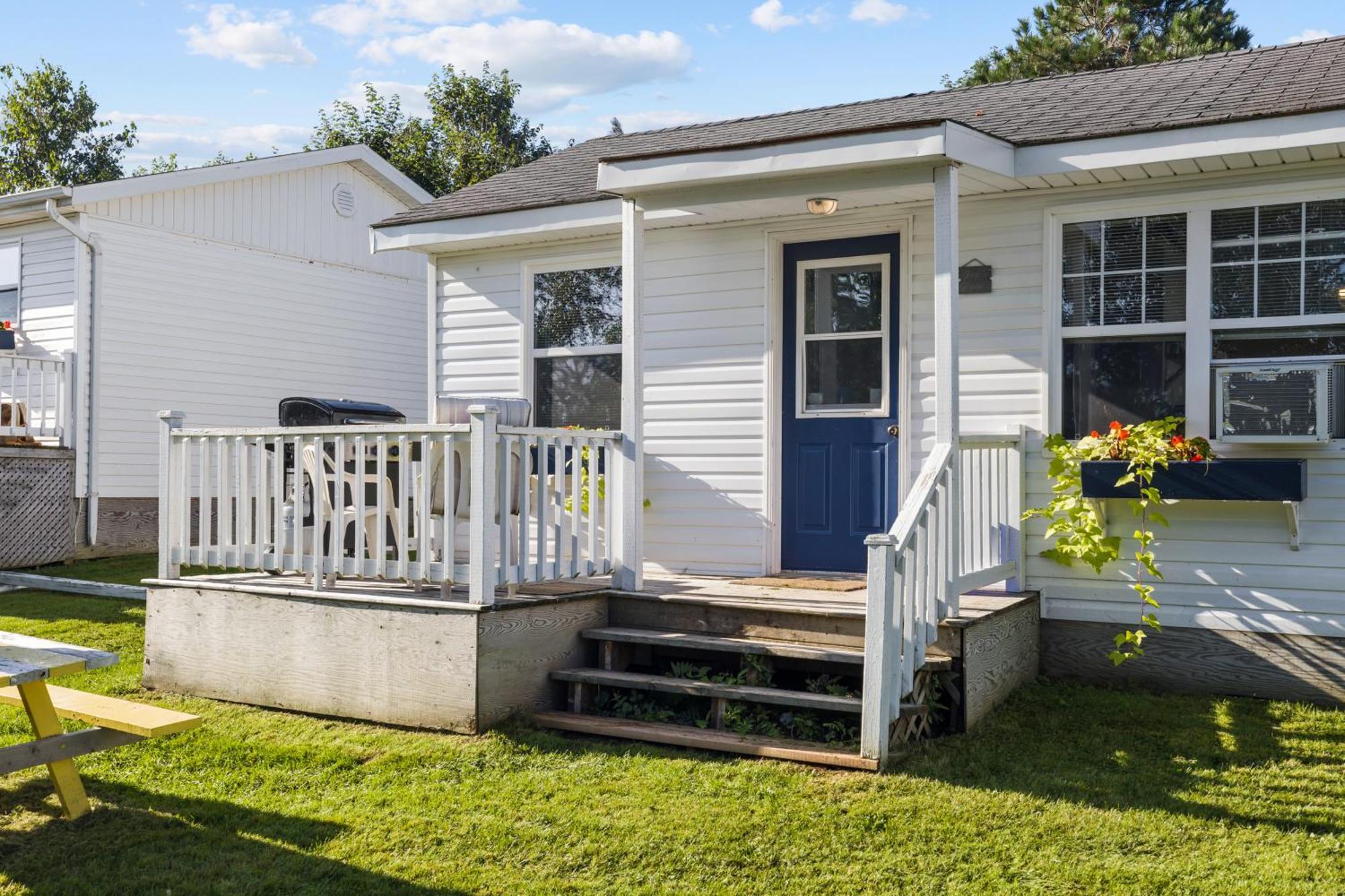 Beach Trees Cottages York Exterior photo