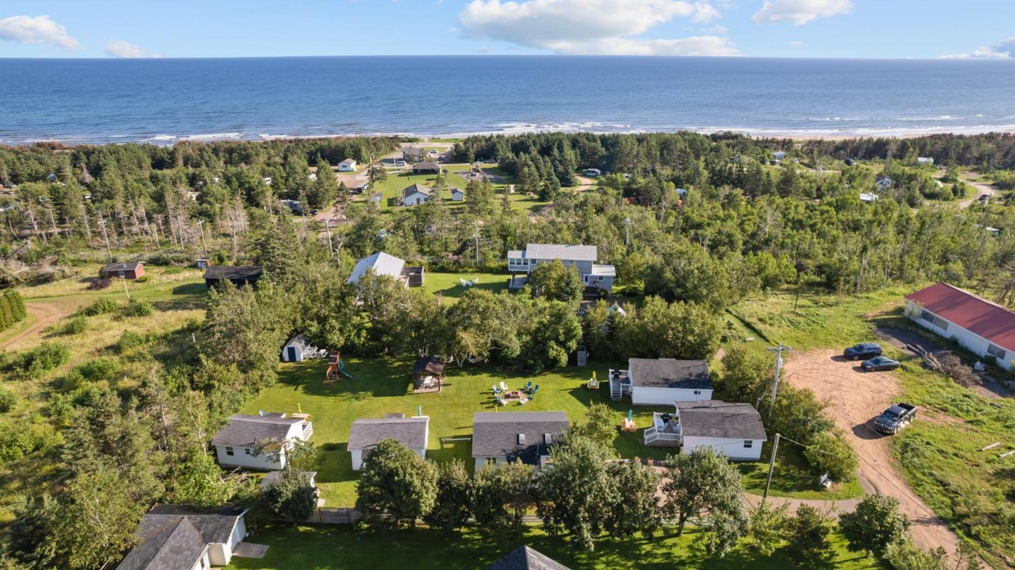 Beach Trees Cottages York Exterior photo